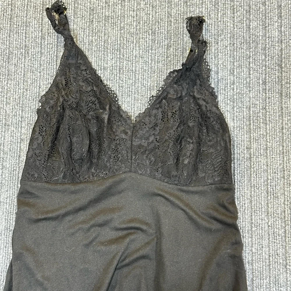 Flora Nikrooz‎ chemise or slip dress